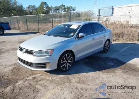 2013 Volkswagen Jetta Gli Autobahn z USA, uszkodzony, nr VIN 3VW4S7AJ2DM284422